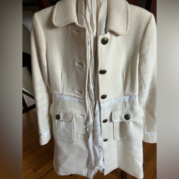 Juicy Couture Jackets & Blazers - Juicy Couture Coat cream coat with complimentary scarf